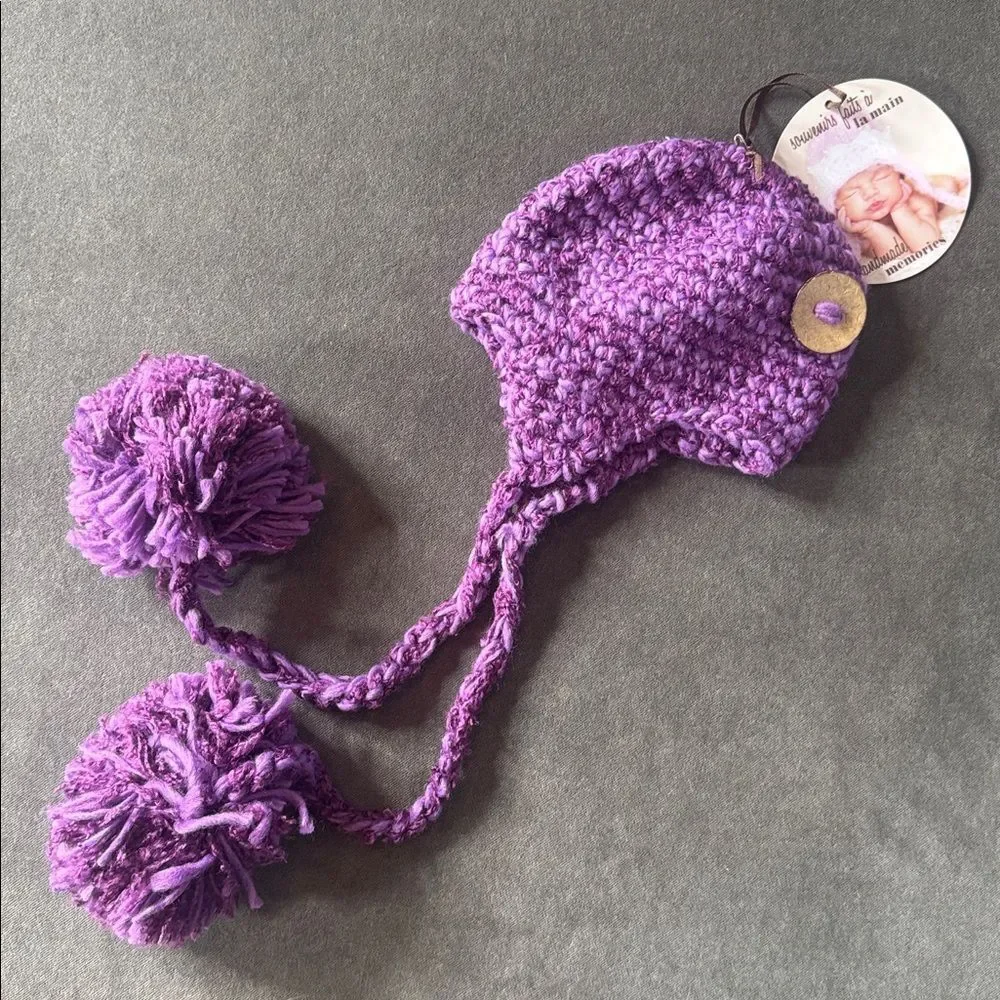 Daisy Baby Infant Girls Amethyst Hat Beanie with Pompoms Size 0-6 months NEW